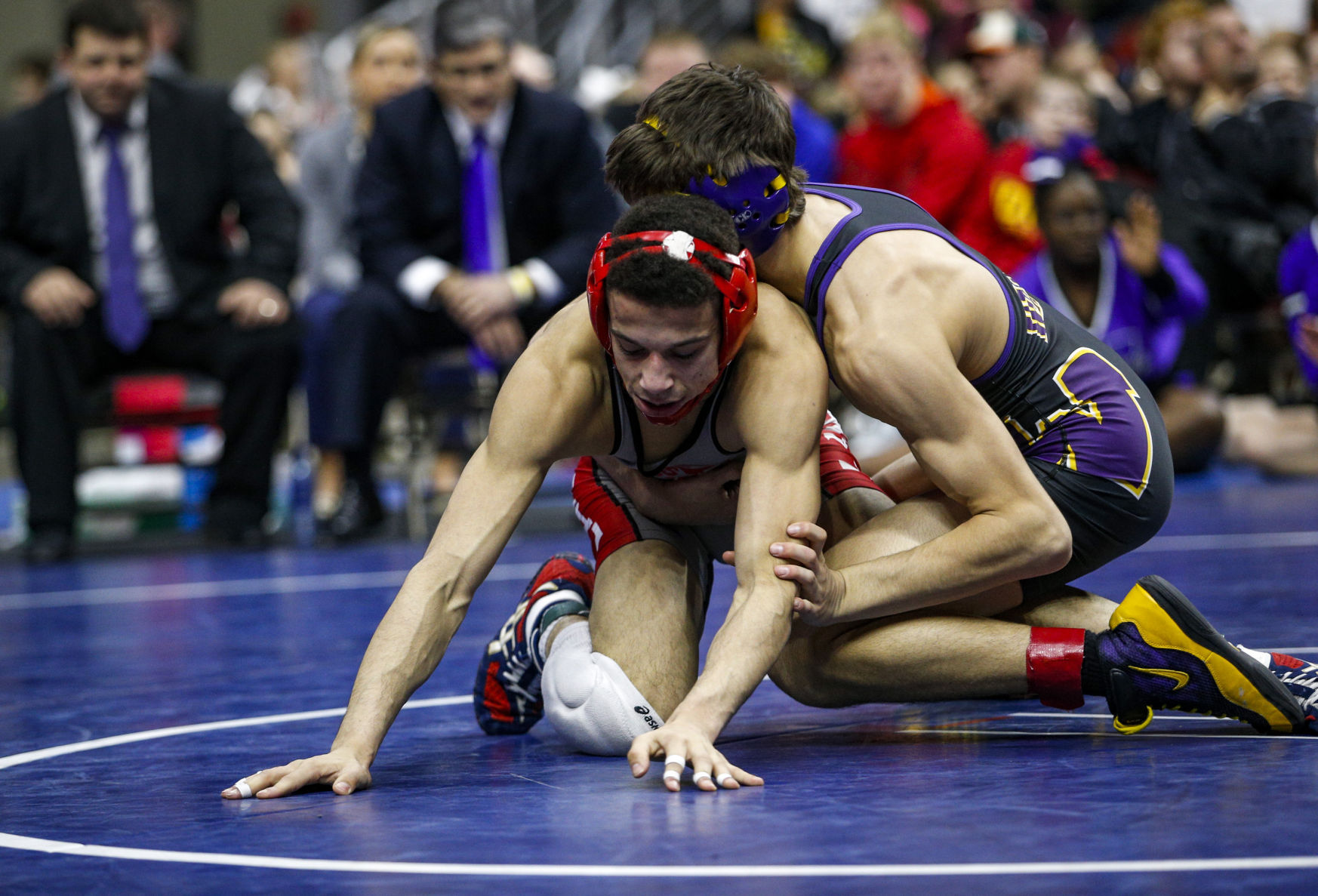 021817-WRESTLING-FINALS-015.jpg